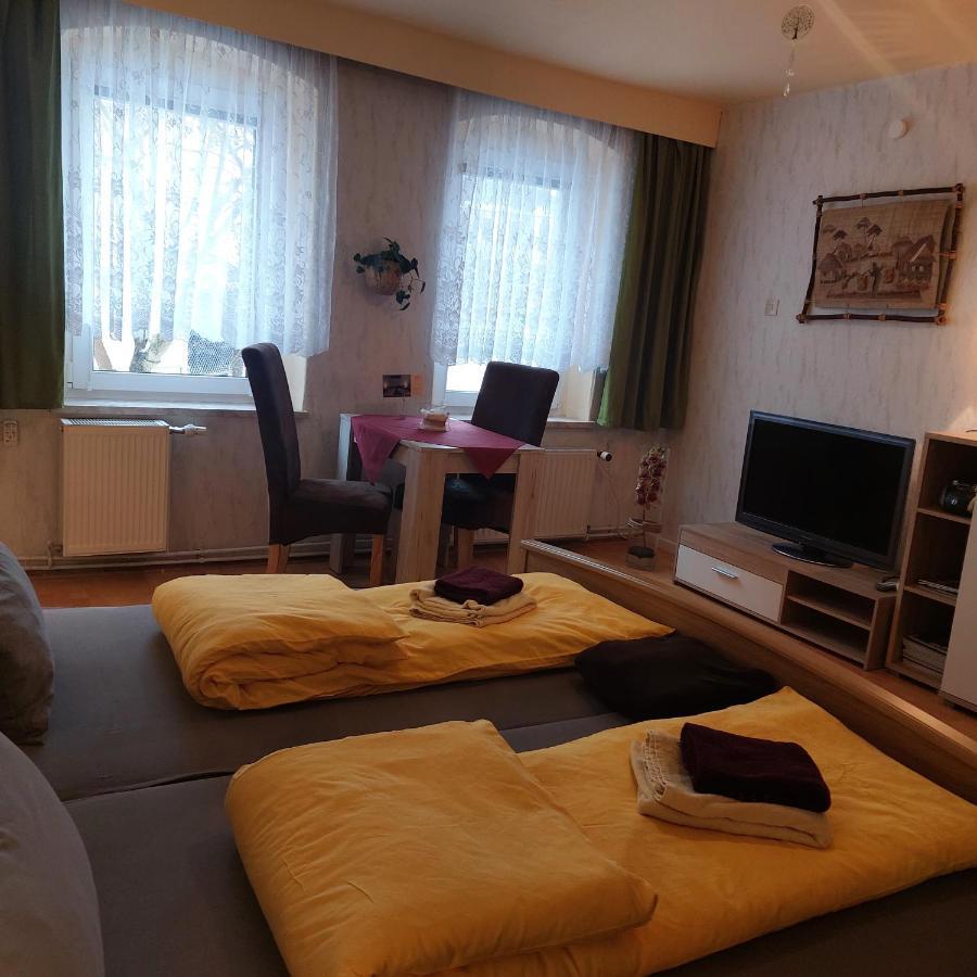 Privatzimmer Carola Maria Аннаберг-Бухгольц Екстер'єр фото